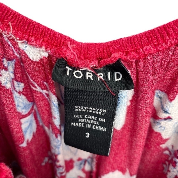 Torrid Red Floral Crepe Off Shoulder Ruffle Blouse - Picture 6 of 10